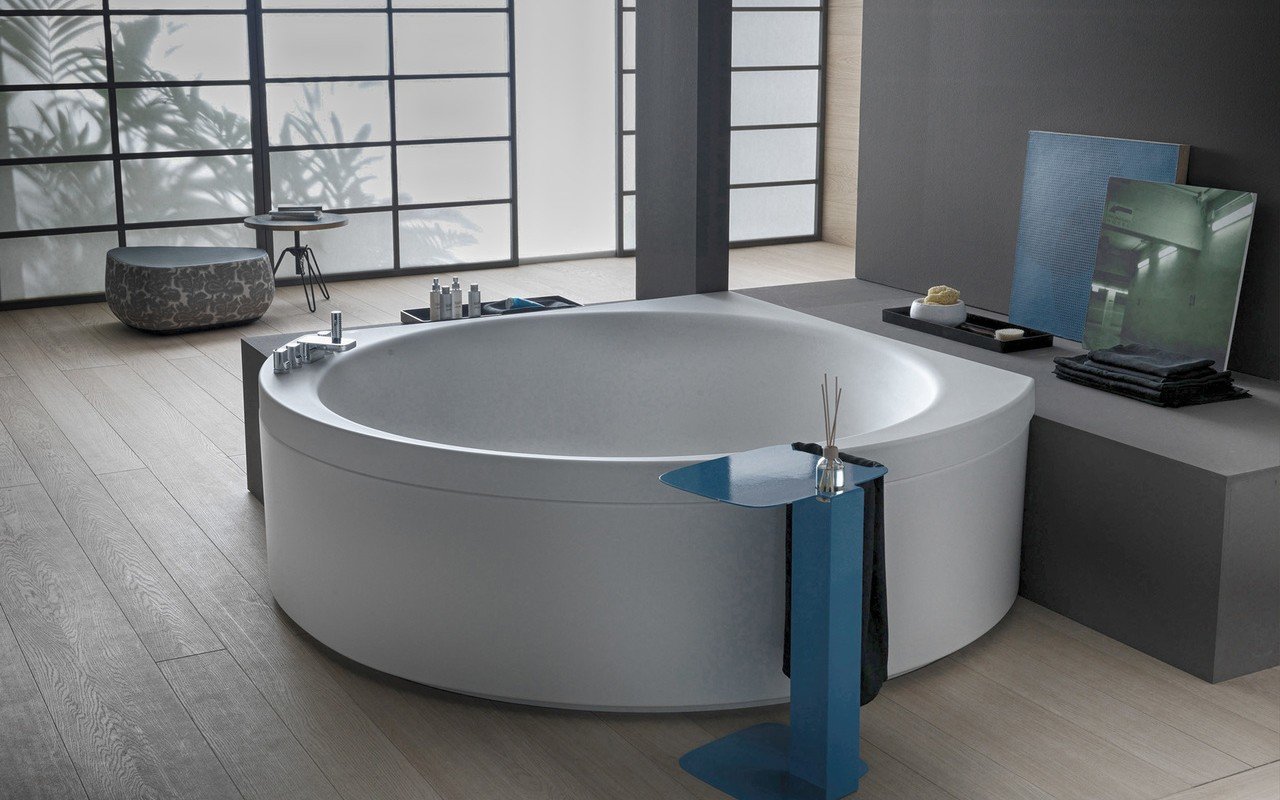 Aquatica Suri-Wht Corner VelveX™ Bathtub - Fine Matte picture № 0
