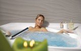 Aquatica olivia wht spa jetted corner bathtub international 05 (web)