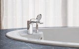 Bollicine d 121 faucet deck mounted tub filler chrome by Aquatica 03 (web)