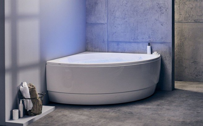 Aquatica Cleopatra Wht HydroRelax Pro Jetted Bathtub 220 240V 50 60Hz USA International 01 (web)